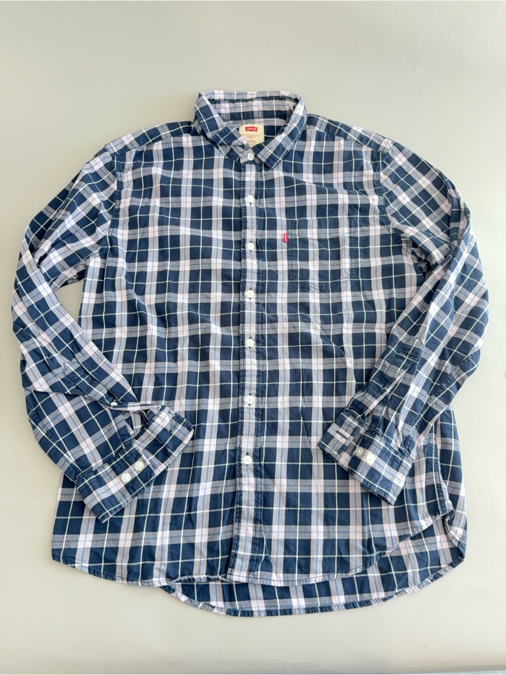 Levi's Men's Navy and Light Pink Plaid Button-Down Shirt in size Large